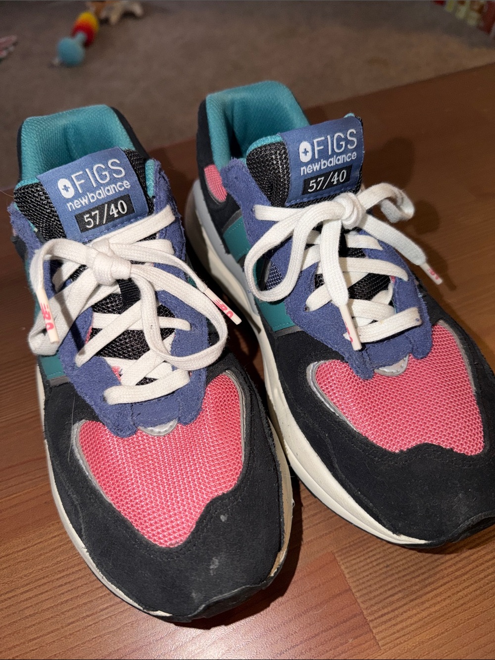Figs New Balance 57/40 Sneakers - Pink/Teal/Black
